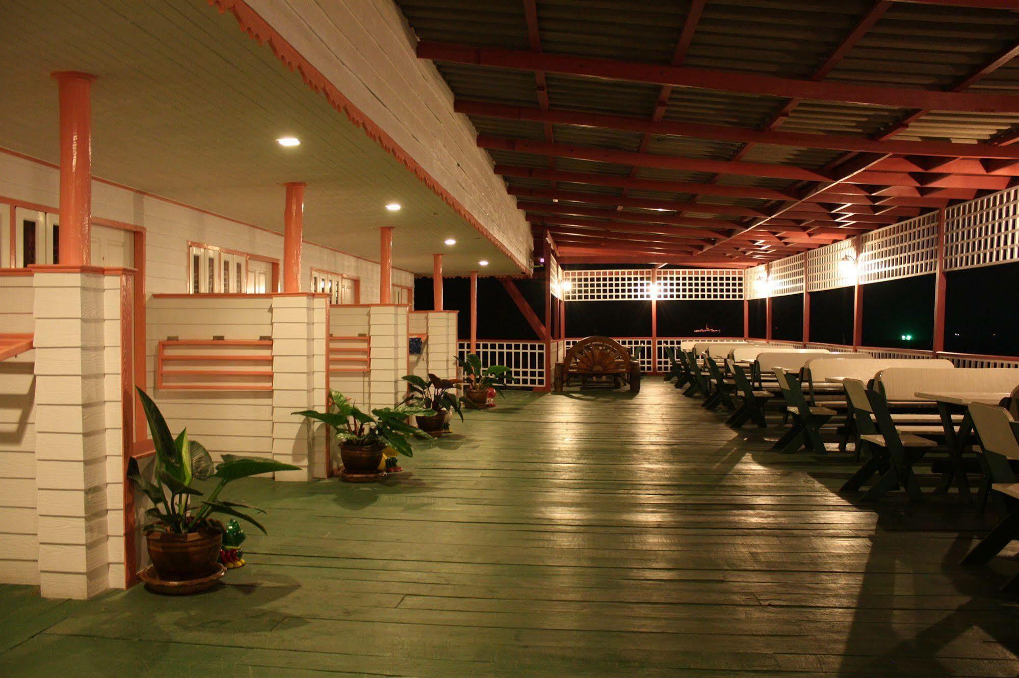 Mod Guesthouse HHQ Eksteriør bilde